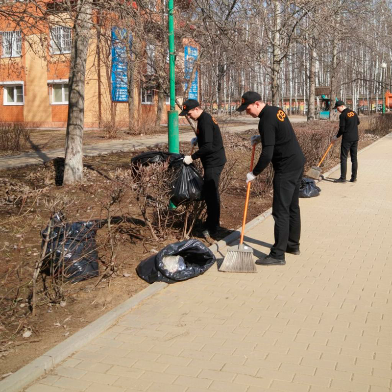 Уборка территории  в Геленджике